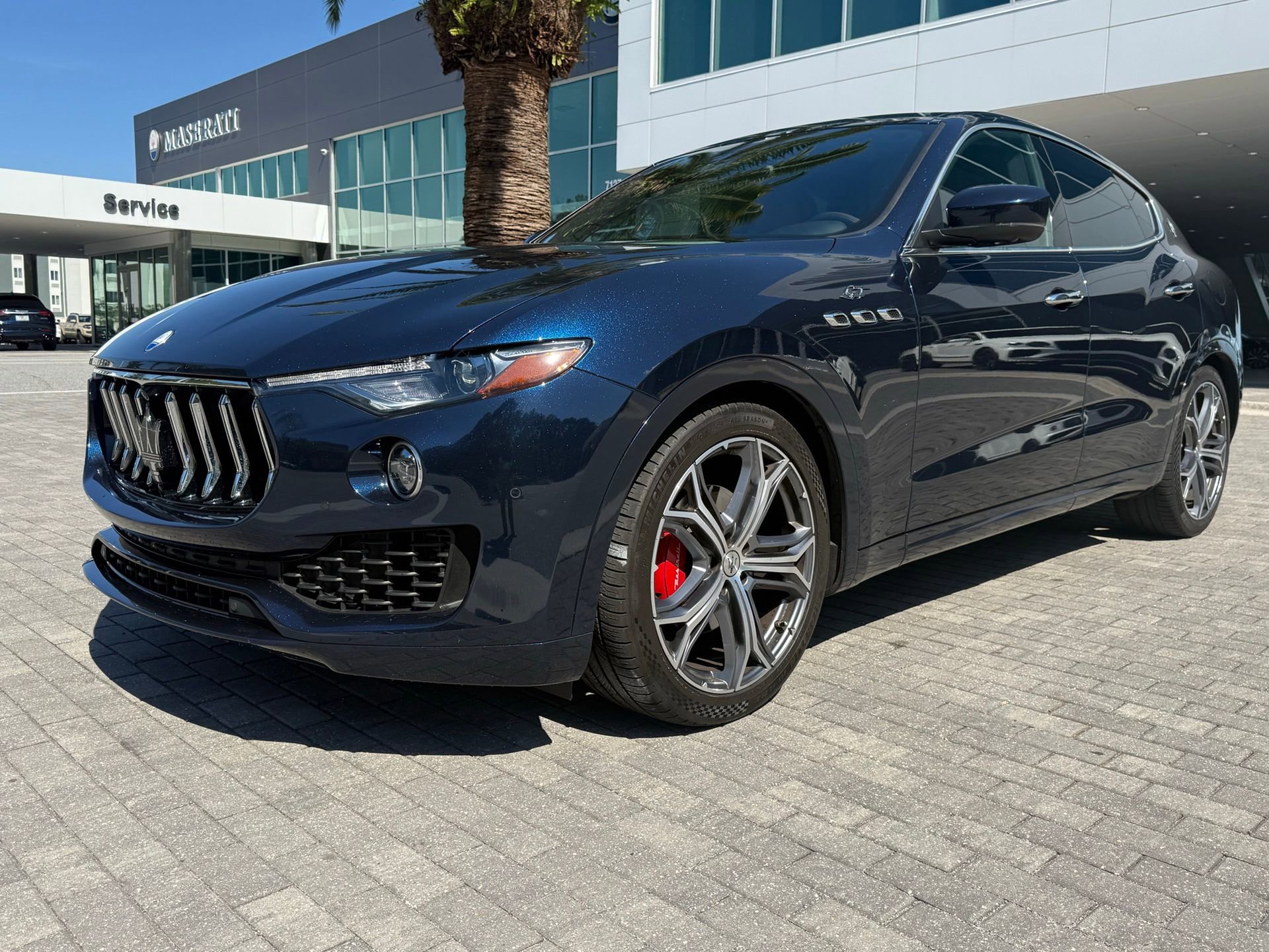 Certified 2023 Maserati Levante GT image 12