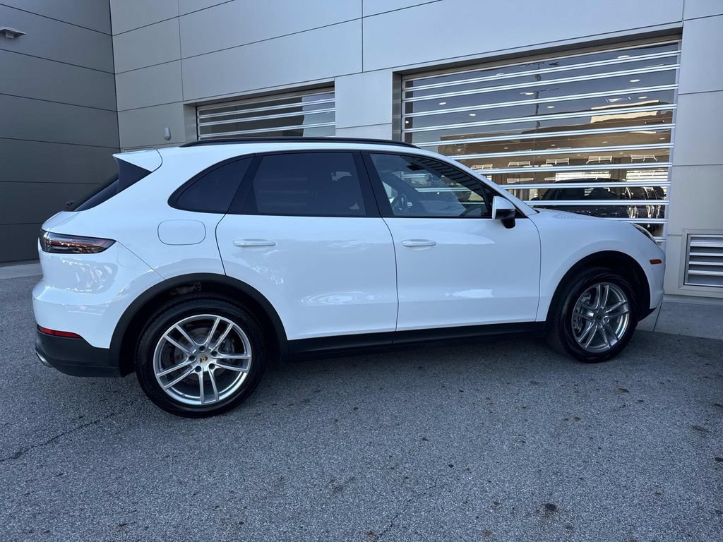 Certified 2023 Porsche Cayenne AWD/4WD image 7