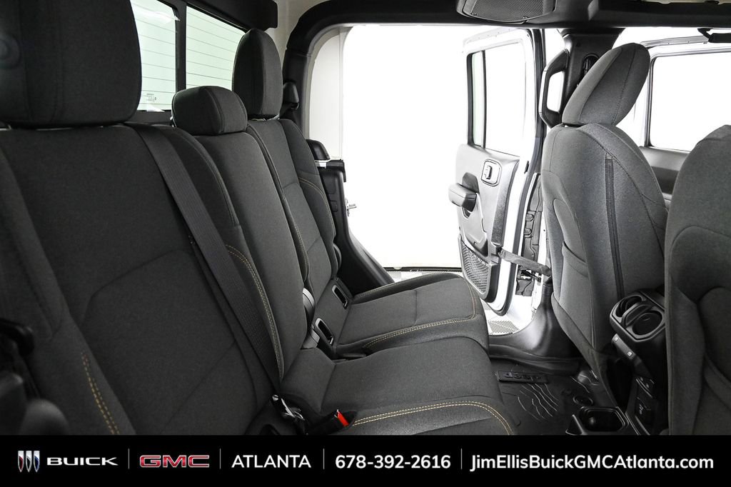 Used 2024 Jeep Gladiator Sport image 21