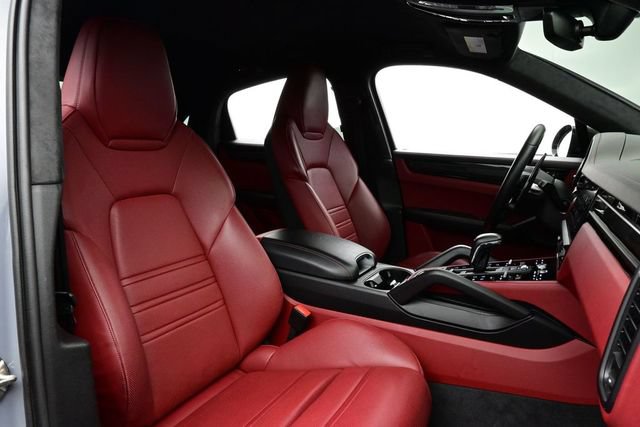 Certified 2023 Porsche Cayenne Turbo GT AWD/4WD image 18