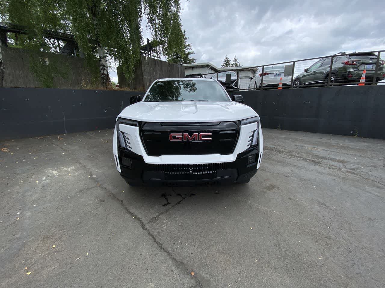 Used 2026 GMC Sierra EV Elevation w/ Premium Package AWD/4WD image 9