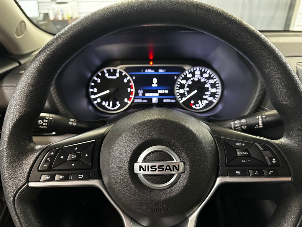 Used 2023 Nissan Sentra SV w/ Lighting Package FWD image 8