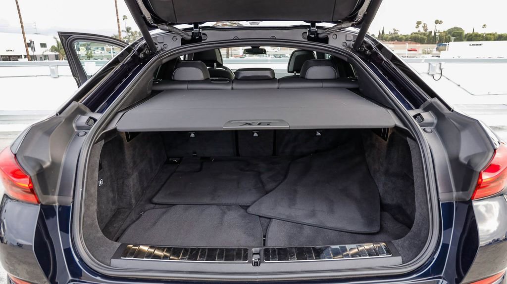 Used 2024 BMW X6 xDrive40i image 31