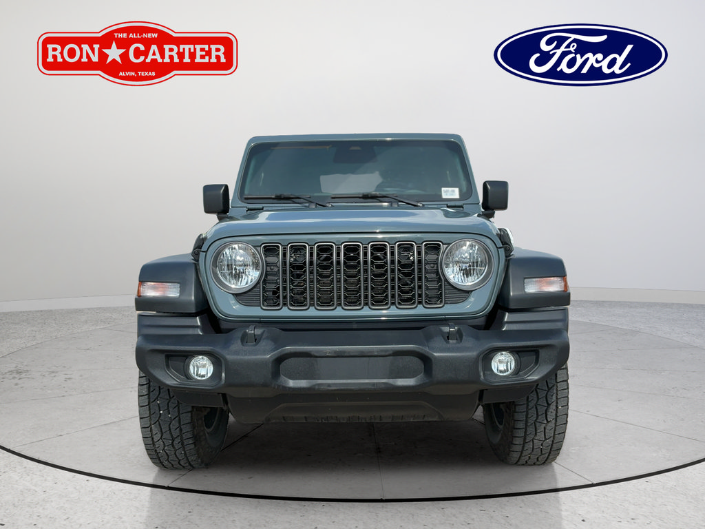Used 2025 Jeep Wrangler Sport AWD/4WD image 2