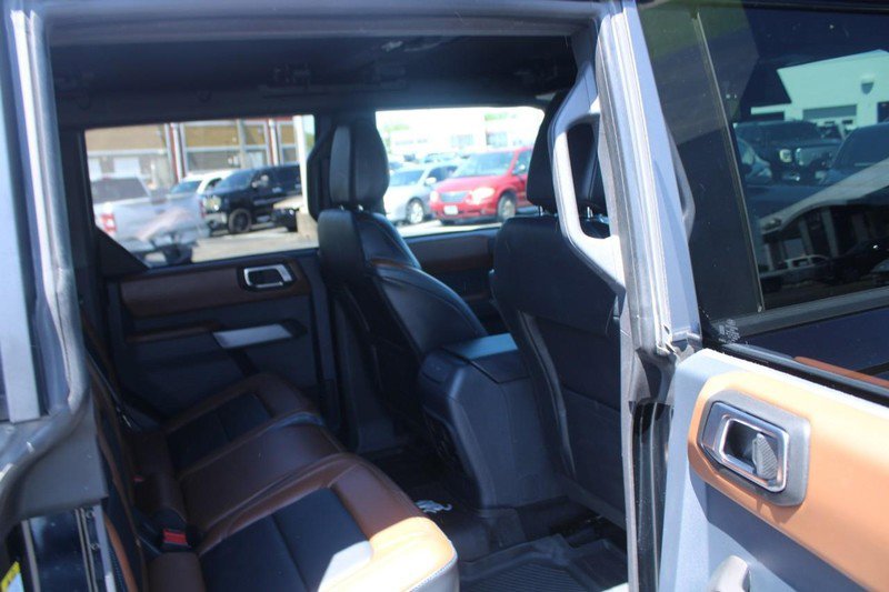 Used 2023 Ford Bronco Outer Banks AWD/4WD image 13
