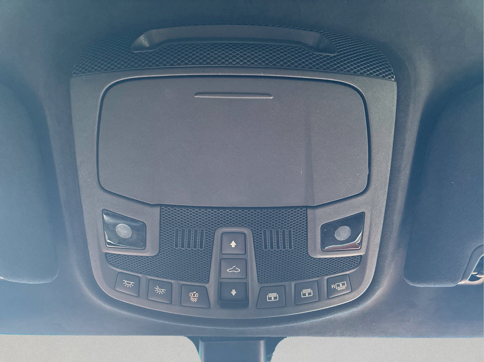 Used 2020 Lincoln Continental Black Label w/ Rear Seat Amenities Package FWD image 34