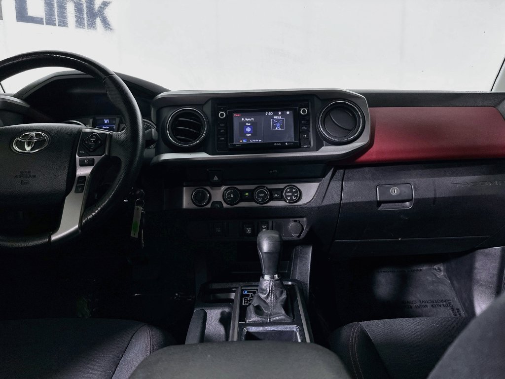 Used 2019 Toyota Tacoma SR5 AWD/4WD image 25