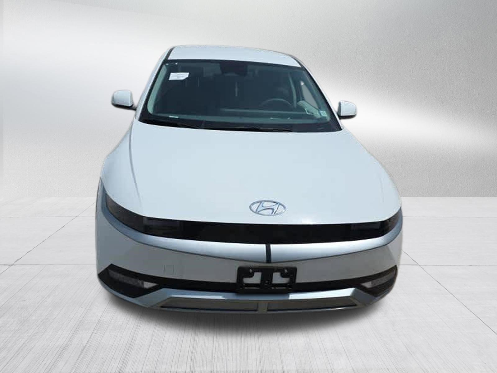Used 2024 Hyundai Ioniq 5 SEL AWD/4WD image 4