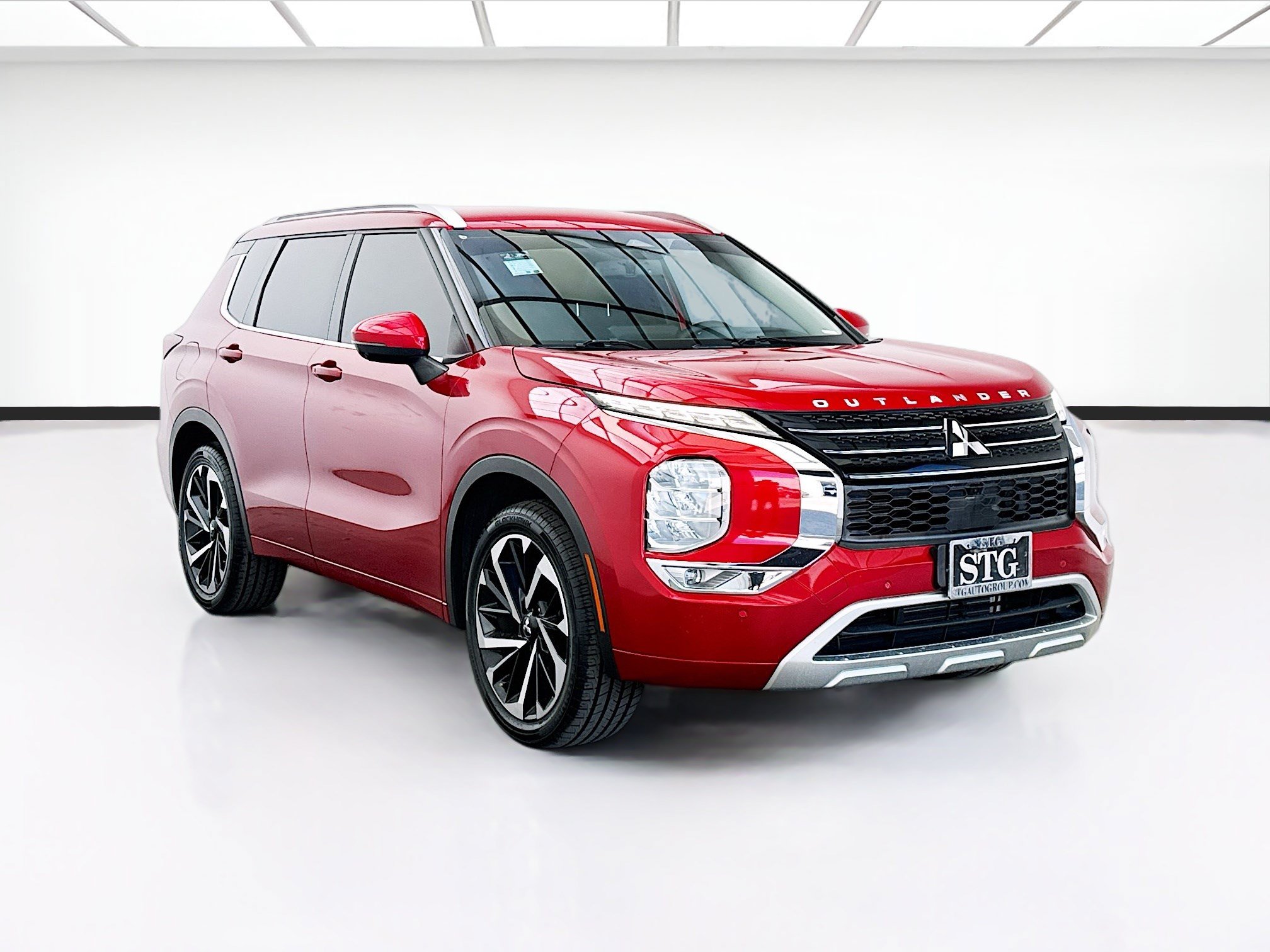 Used 2022 Mitsubishi Outlander SEL FWD image 3