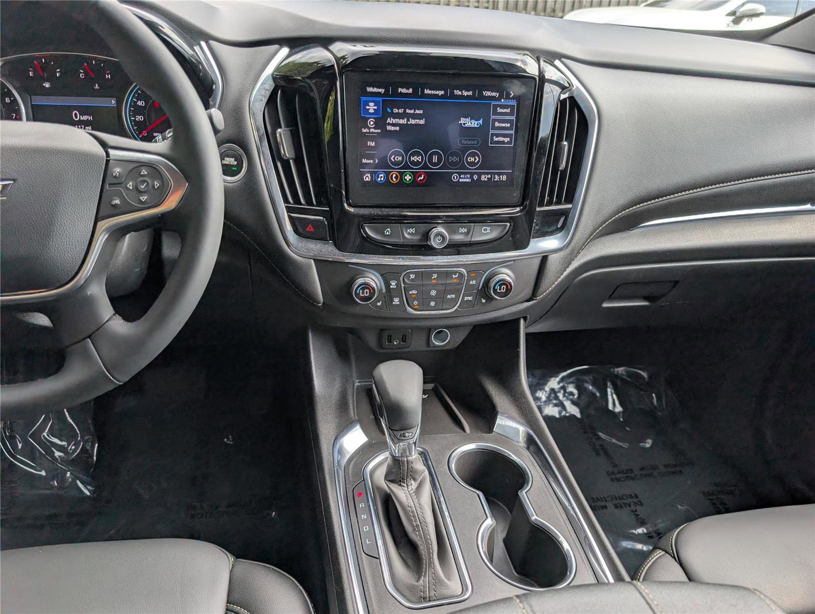 Used 2023 Chevrolet Traverse LT AWD/4WD image 21