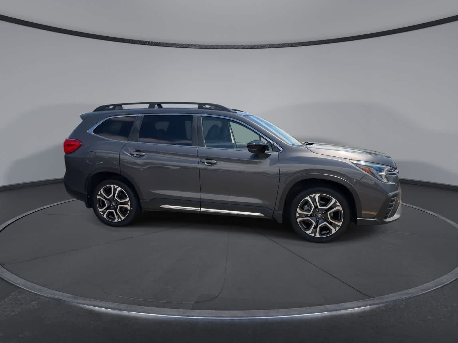Certified 2024 Subaru Ascent Limited w/ Technology Package AWD/4WD image 9