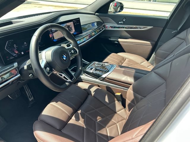 Used 2026 BMW 740i xDrive AWD/4WD image 13