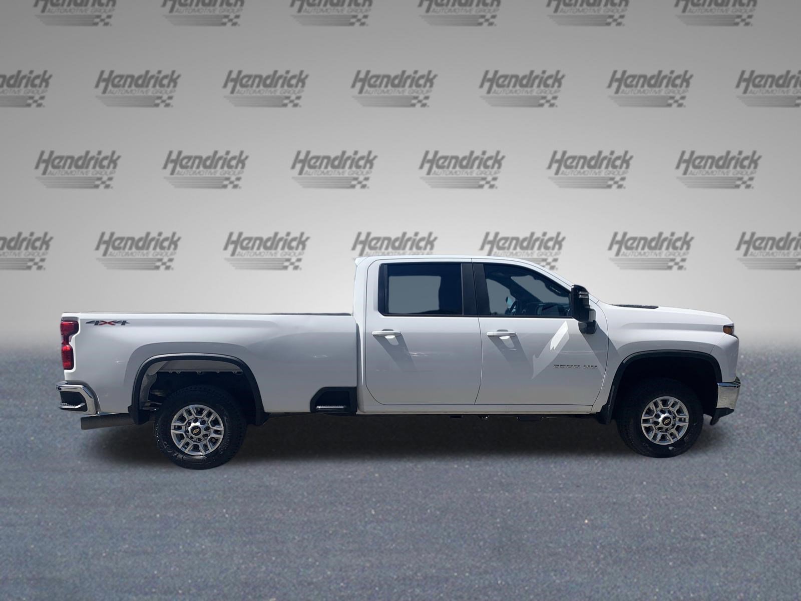 Used 2021 Chevrolet Silverado 2500 LT AWD/4WD image 10