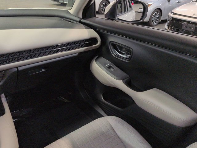 Used 2026 Honda HR-V LX image 16