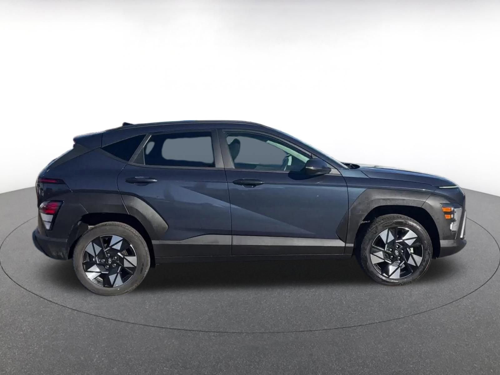 Used 2025 Hyundai Kona SEL image 16