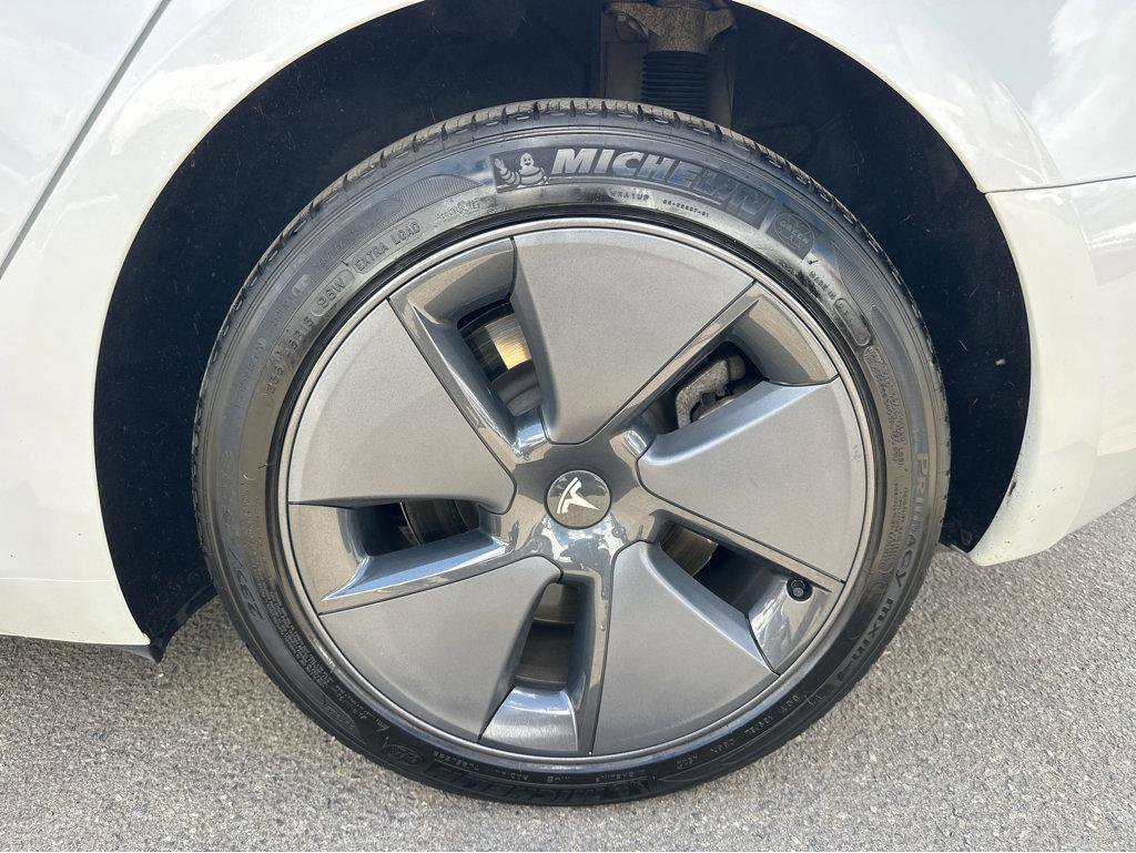 Used 2023 Tesla Model 3 Standard Range RWD image 14