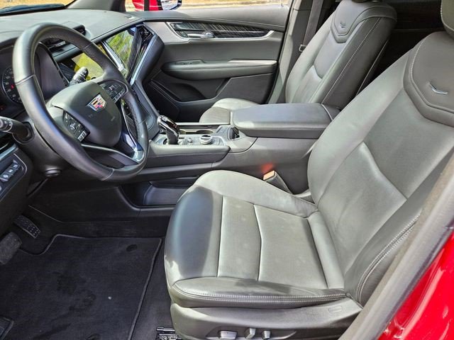 Certified 2024 Cadillac XT6 Premium Luxury w/ Technology Package image 6