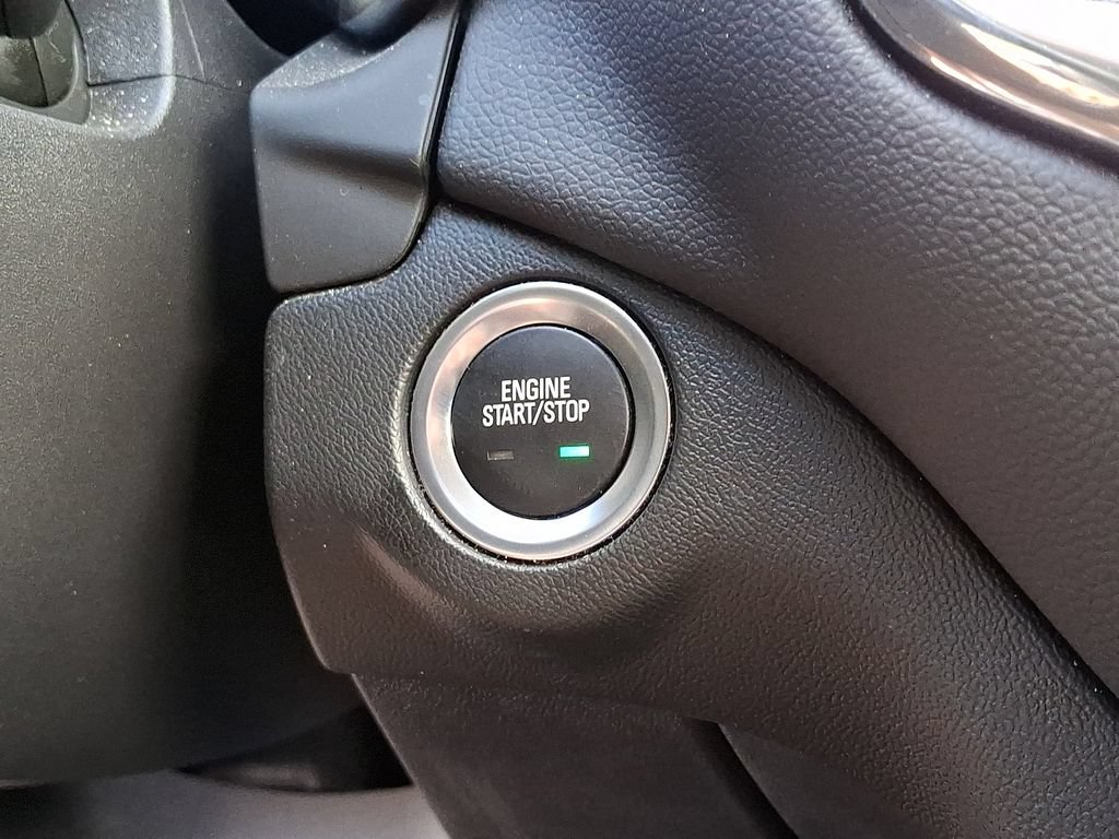 Used 2023 Chevrolet Equinox LT AWD/4WD image 21