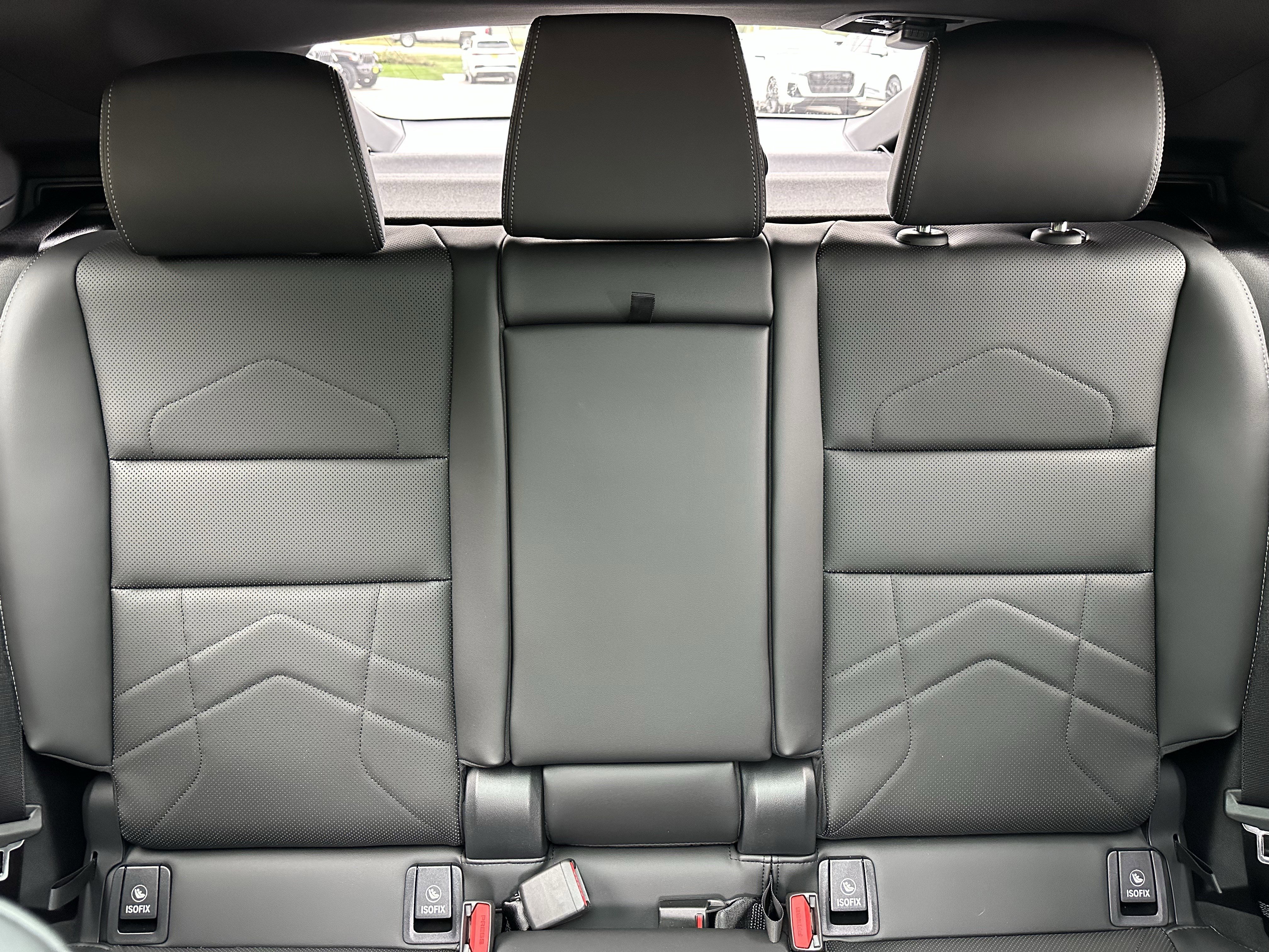 New 2026 BMW X2 xDrive28i w/ Convenience Package image 18