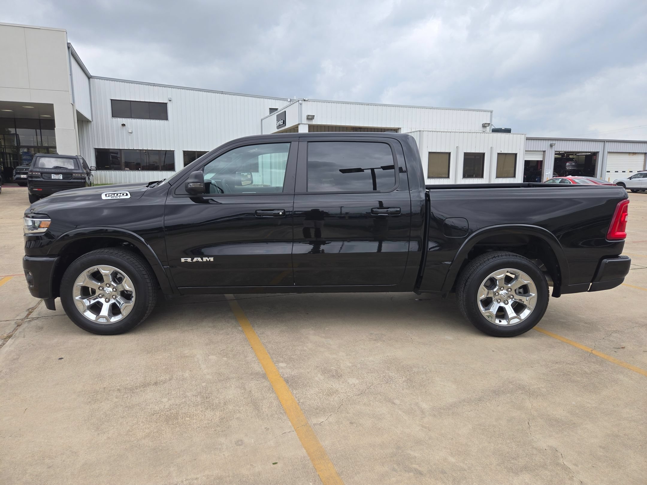 Used 2025 RAM 1500 Lone Star RWD image 2