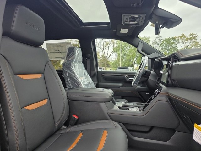 New 2026 GMC Sierra 3500 AT4 w/ AT4 Premium Plus Package image 4
