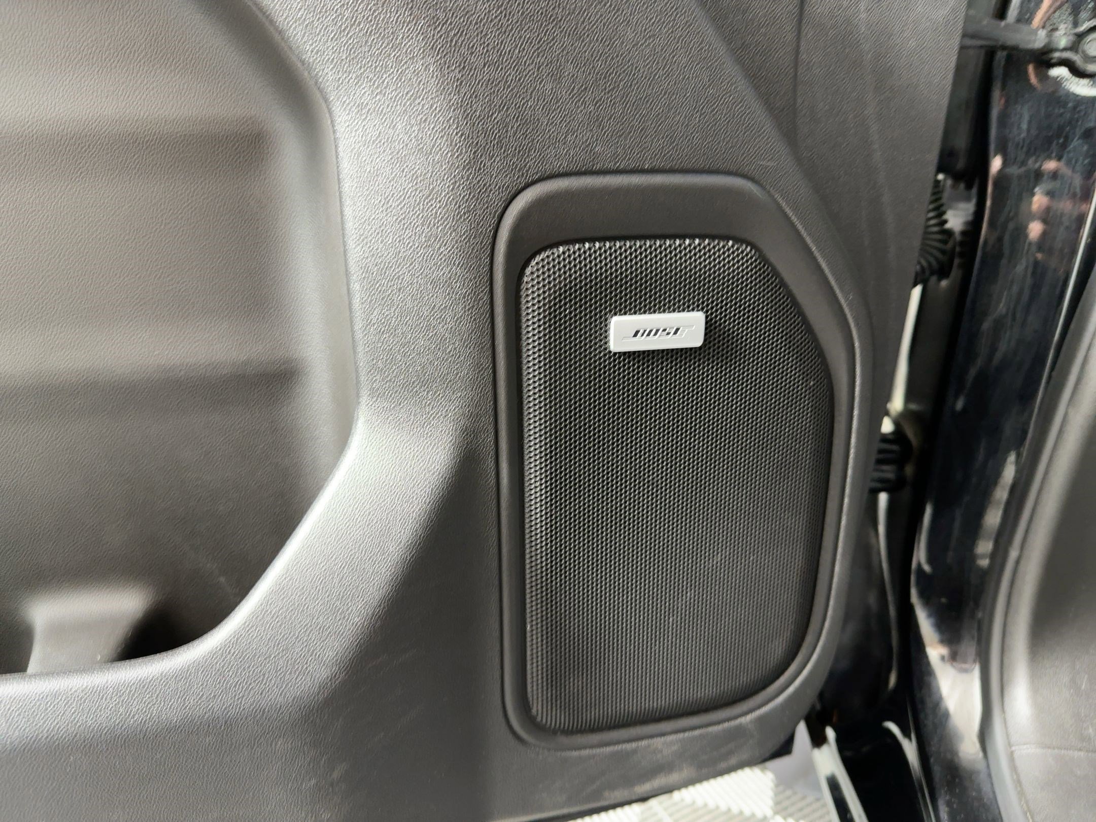 Used 2023 Chevrolet Silverado 2500 High Country w/ Z71 Off-Road Package image 21