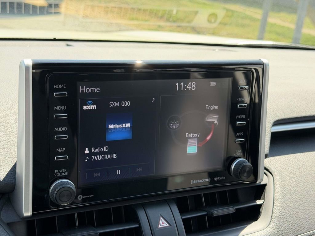 Used 2019 Toyota RAV4 XLE w/ Convenience Package image 3