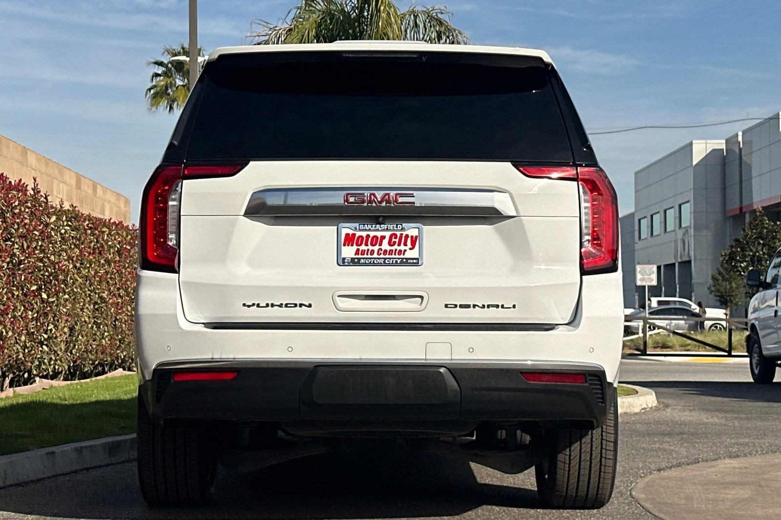 Certified 2023 GMC Yukon XL Denali image 5