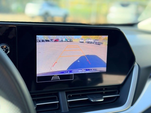 Used 2024 Chevrolet Trax LS w/ LS Convenience Package FWD image 13