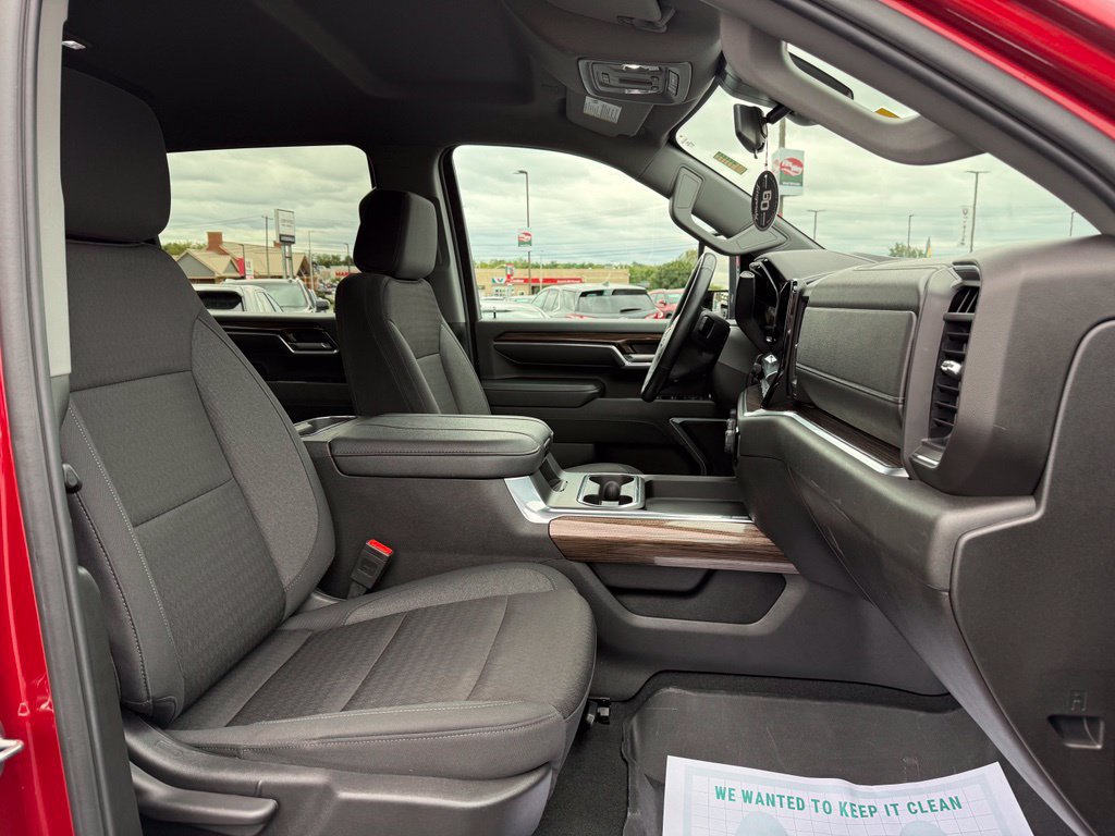 Used 2024 Chevrolet Silverado 3500 LT w/ Convenience Package AWD/4WD image 25