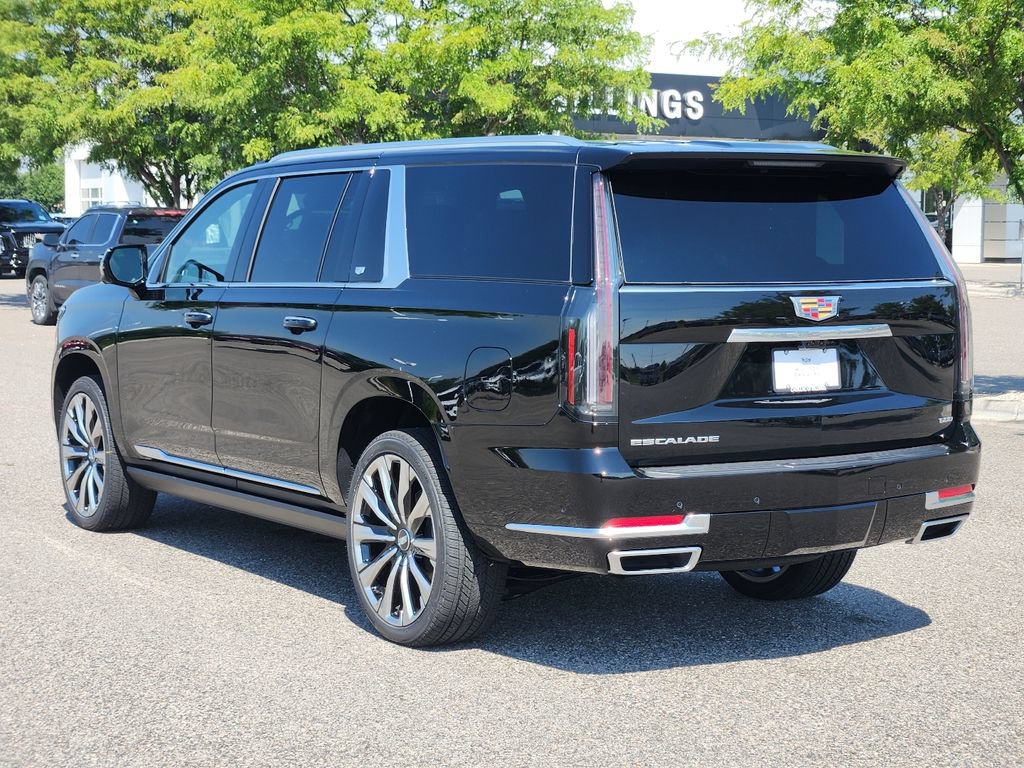 New 2026 Cadillac Escalade ESV Luxury w/ Touring Package AWD/4WD image 10