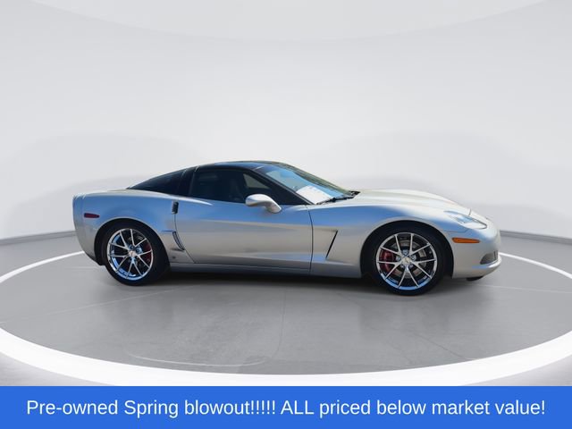 Used 2005 Chevrolet Corvette Coupe w/ Preferred Equipment Group RWD image 9