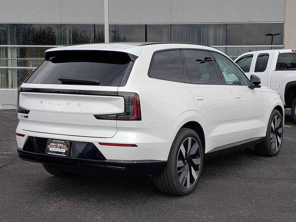 New 2026 Volvo EX90 Ultra AWD/4WD image 3