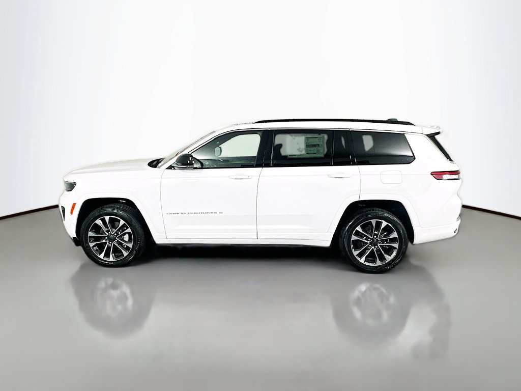 New 2025 Jeep Grand Cherokee L Overland w/ Luxury Tech Group IV AWD/4WD image 4