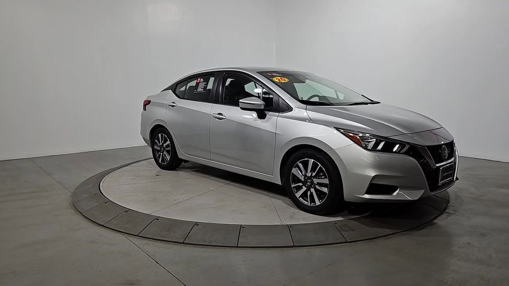 Certified 2020 Nissan Versa SV image 9