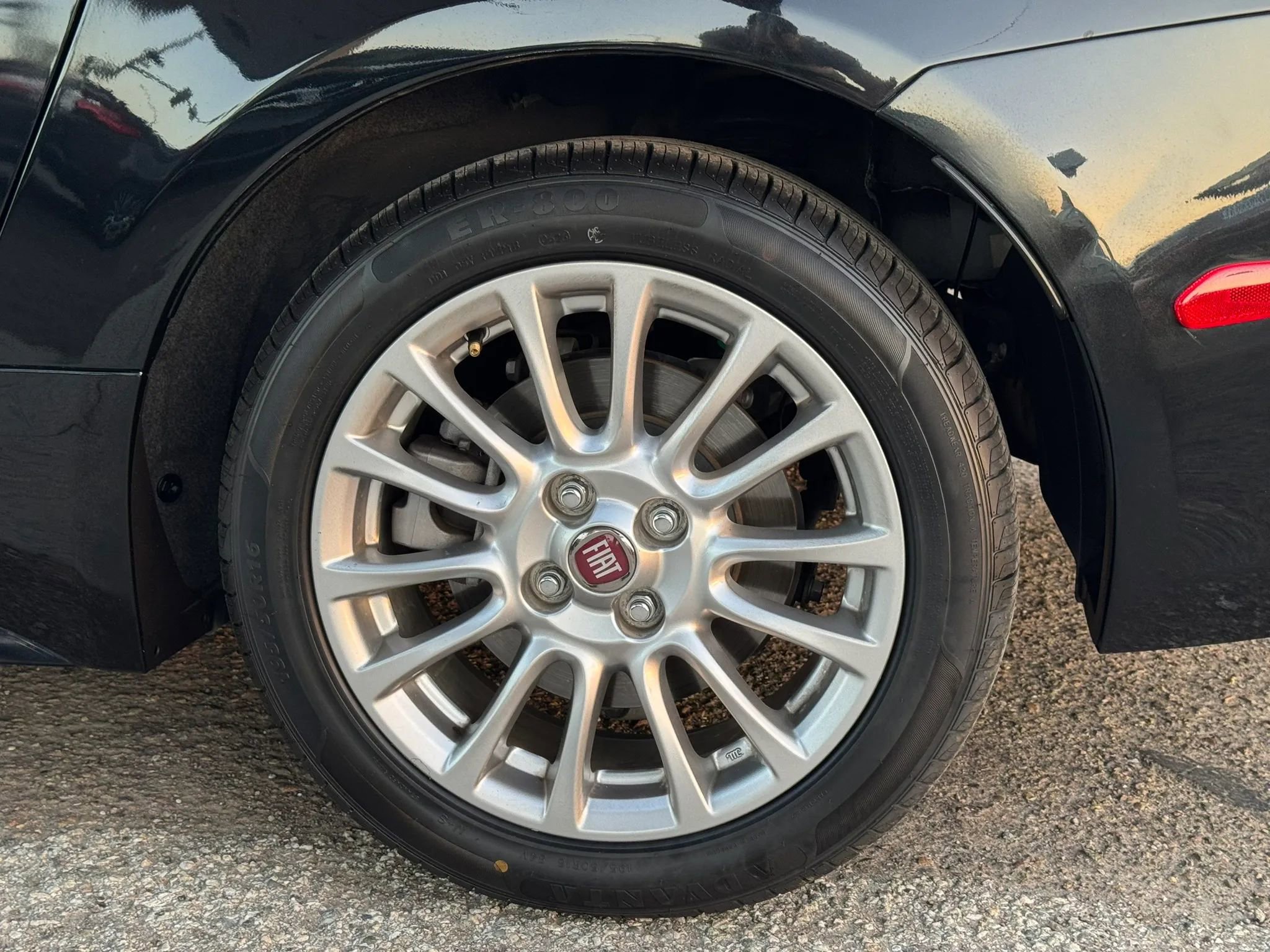Used 2018 FIAT 124 Spider Classica RWD image 35