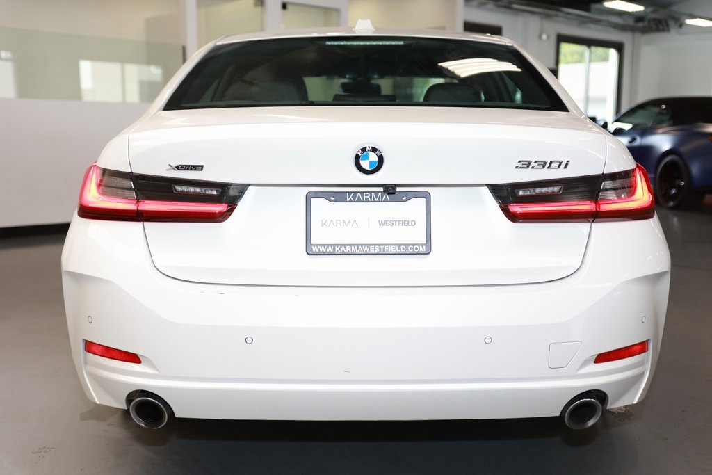 Used 2024 BMW 330i xDrive Sedan w/ Convenience Package image 6