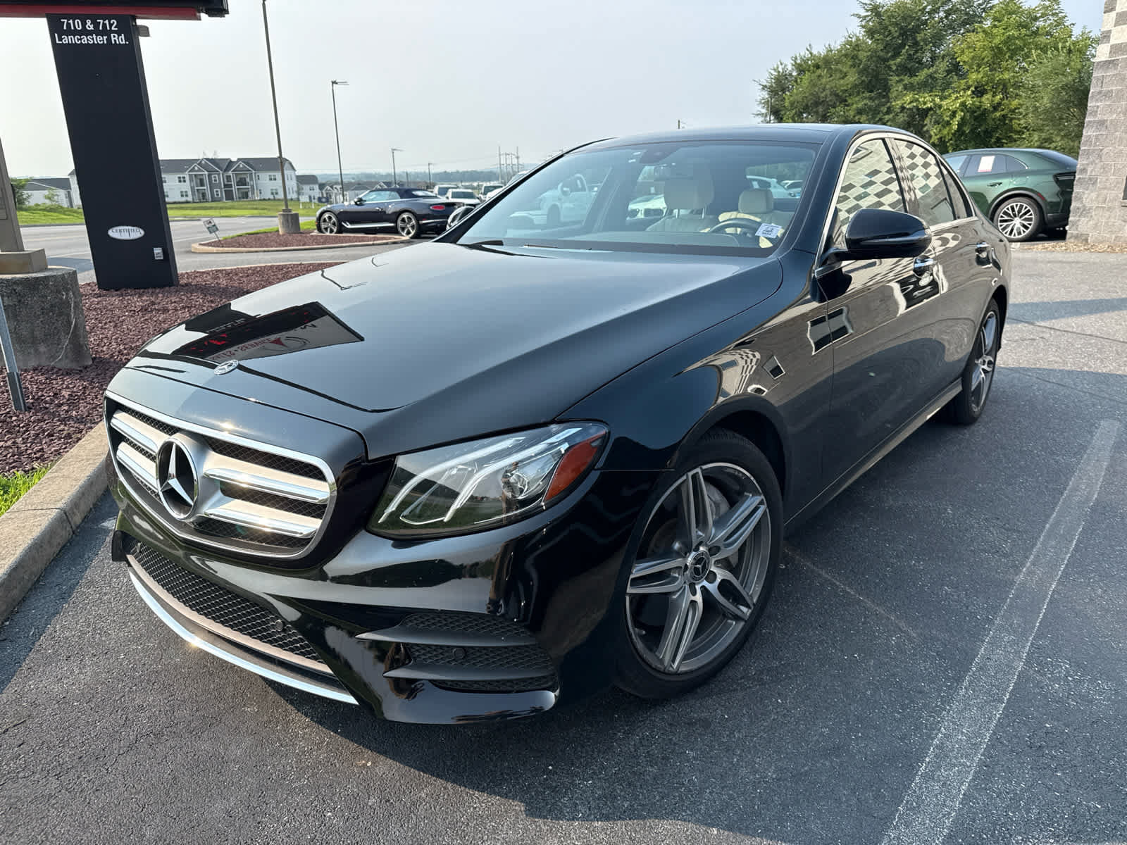 Used 2019 Mercedes-Benz E 450 4MATIC Sedan image 2