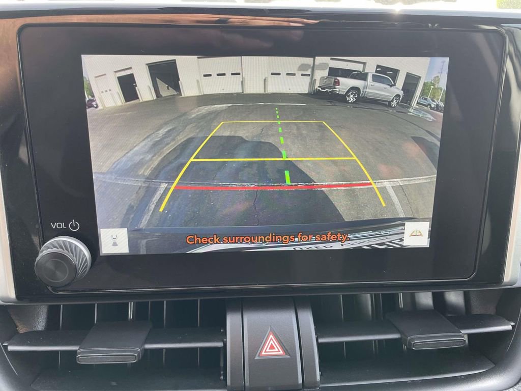 Used 2024 Toyota RAV4 XLE image 39