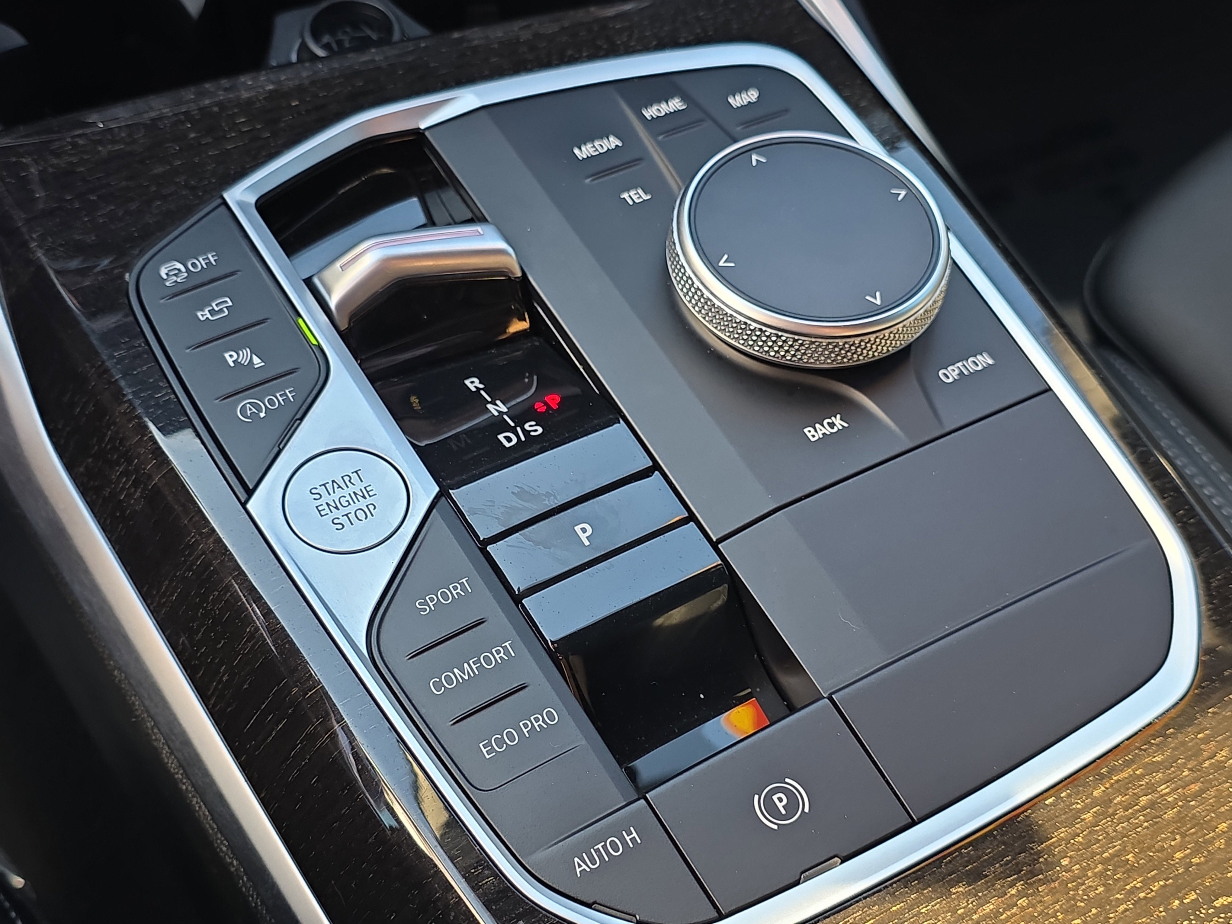 Used 2024 BMW 330i xDrive Sedan w/ Premium Package image 24