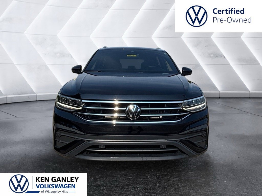 Used 2024 Volkswagen Tiguan SE AWD/4WD image 2