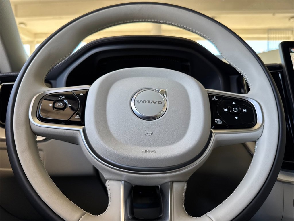 New 2026 Volvo XC60 B5 Ultra w/ Protection Package Premier image 23