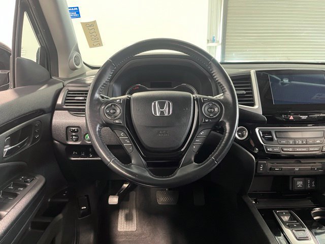 Used 2017 Honda Pilot Touring image 22