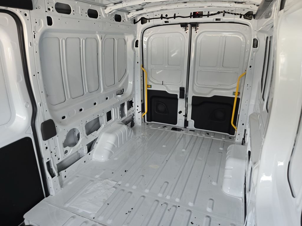 New 2026 Ford Transit 250 148 Medium Roof RWD image 18