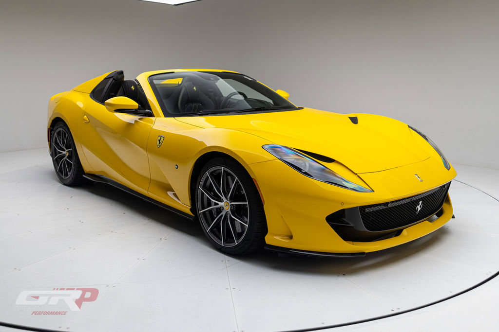 Used 2023 Ferrari 812 GTS image 1
