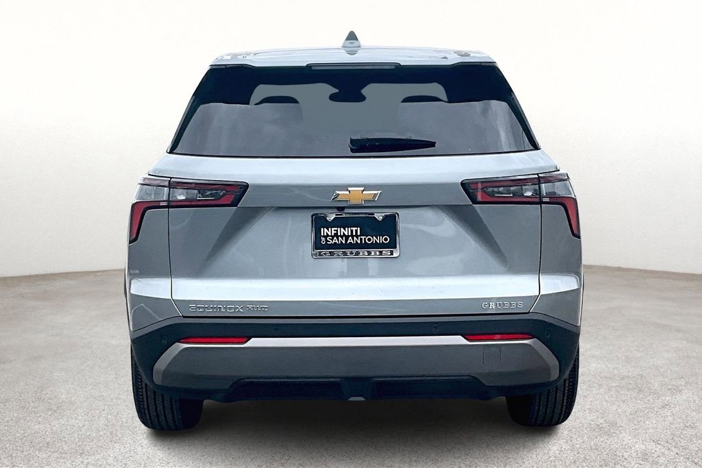 Used 2025 Chevrolet Equinox LT image 6