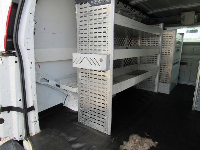 Used 2014 Chevrolet Express 2500 RWD image 22
