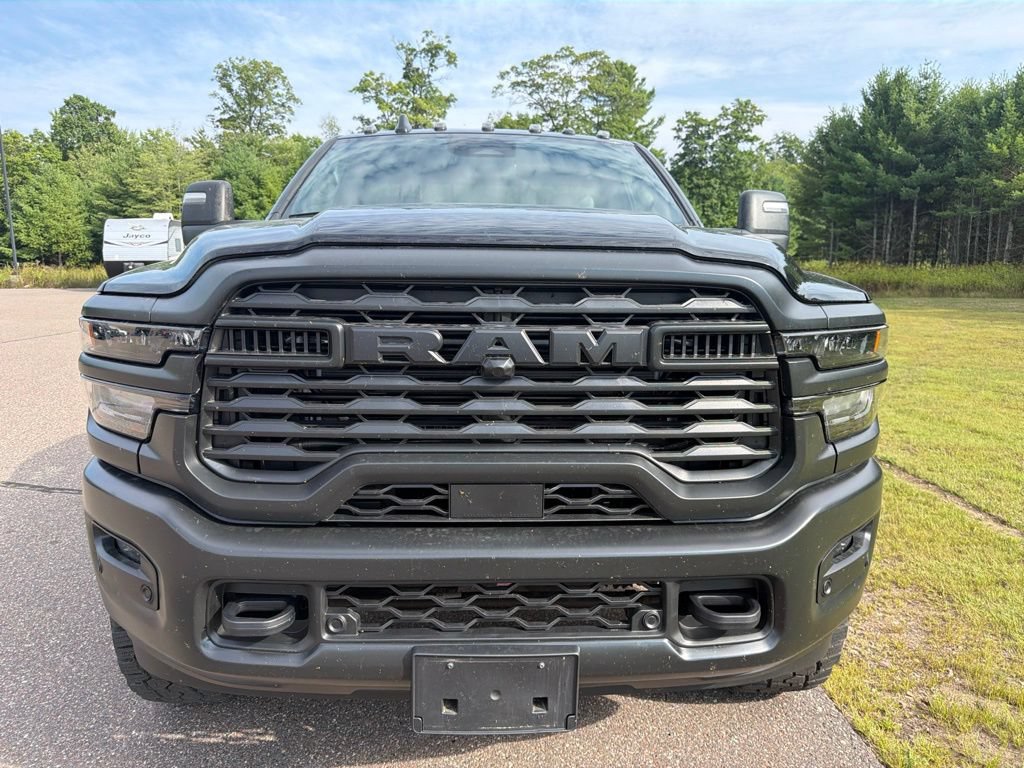 Used 2025 RAM 2500 Tradesman AWD/4WD image 3