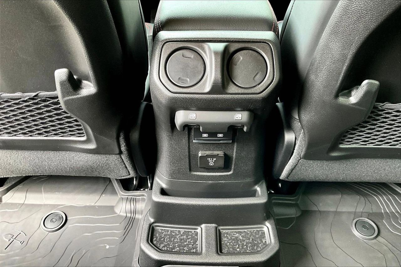 New 2026 Jeep Wrangler Unlimited Rubicon AWD/4WD image 16