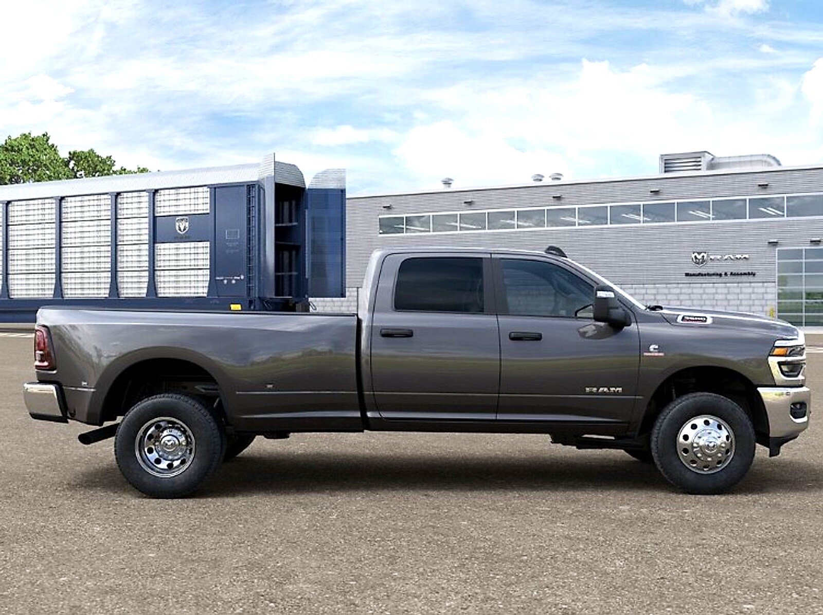 New 2026 RAM 3500 Big Horn AWD/4WD image 4